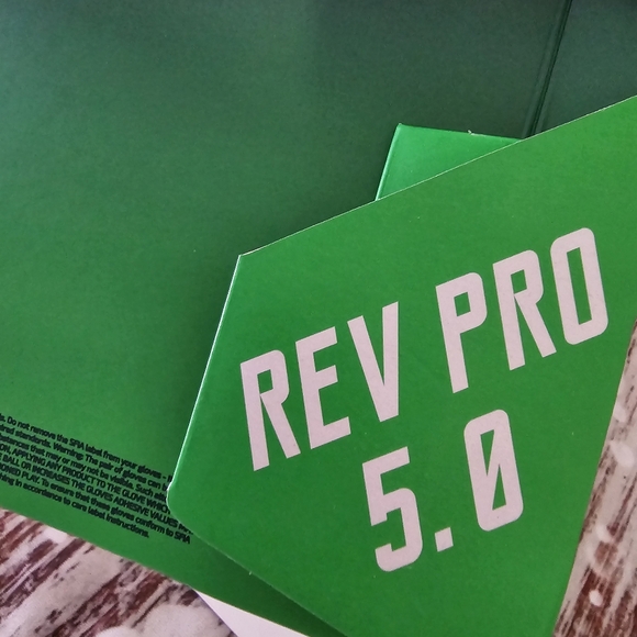 Men's Extreme Grip Gloves - White - Picture 3 of 10